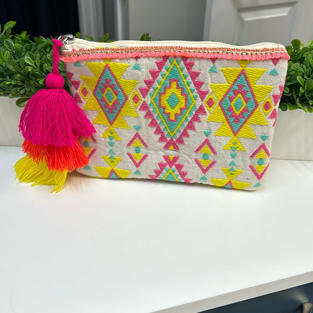 Aztec single zipper pouch